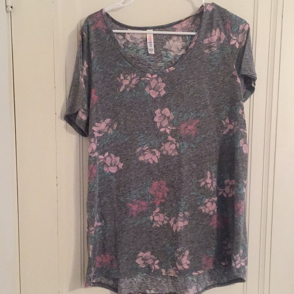 LuLaRoe Classic T